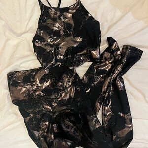 Old Navy Black Activewear Top